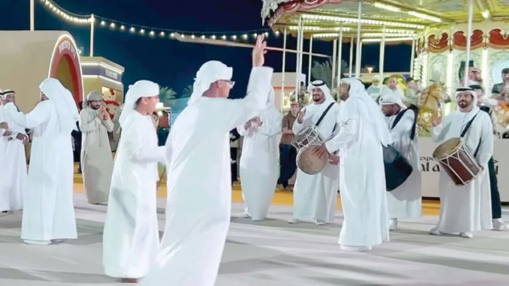 تجارب استثنائية في العين بين سحر الواحات وقمة جبل حفيت يوم العيد